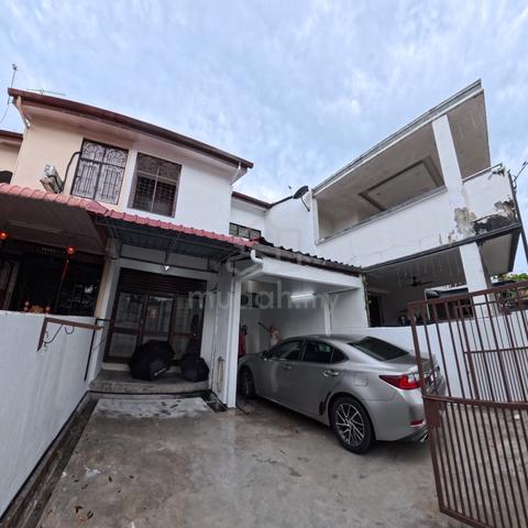 Renovated Double Storey Terraced House 1