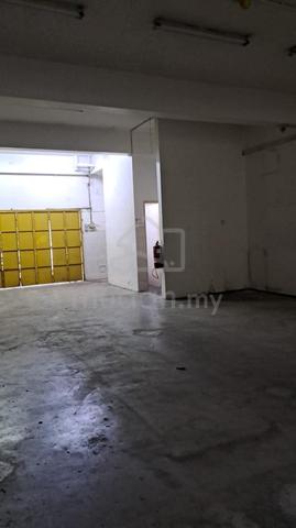 Ground floor shop at botanic For Rent 1