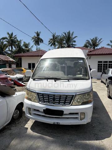 2011 Shenyang Brilliance ERA JINBEI 2.2 (M) - 1