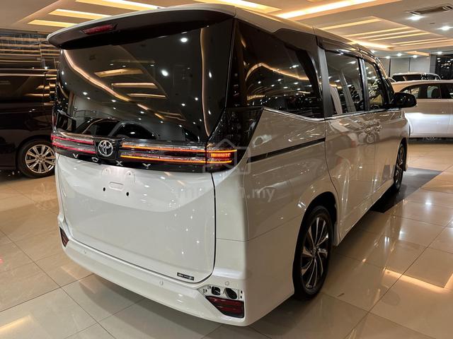 [ SALE ] 2023 Toyota VOXY - 8YRS WRNTY FULLOAN - 5
