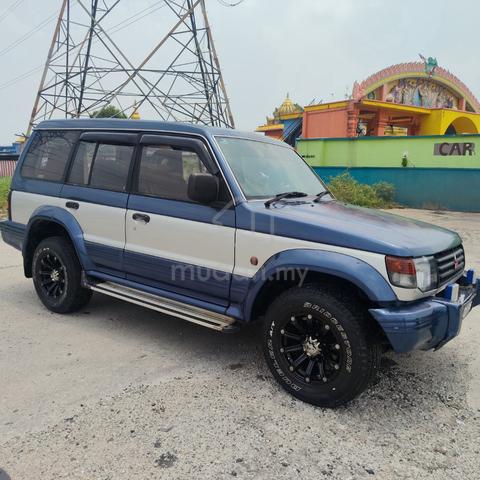 1995 Mitsubishi PAJERO 2.5 L049 (M) - 5