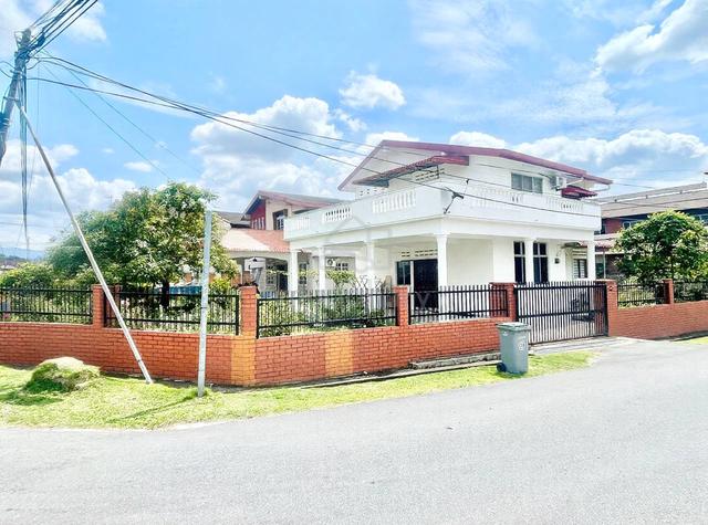 NON BUMI & CORNER LOT 2 Storey Bungalow Taman Lucky Rasah Seremban 1