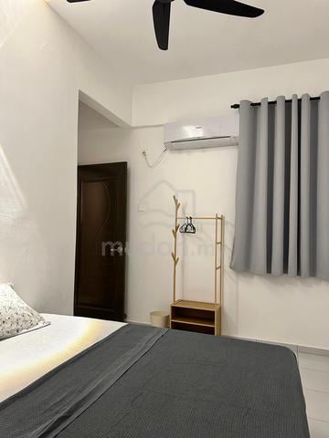 two rooms still available 1