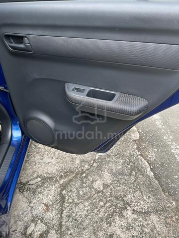 2012 Suzuki SWIFT 1.5 GLX FACELIFT (A) - 5