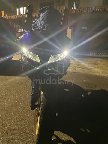 r15 v3 - photo 5 of 10