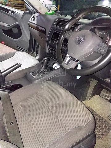 2012 Volkswagen JETTA 1.4 TSI (CBU) (A) - 4