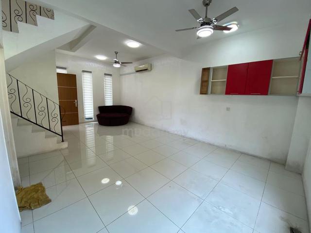3 Storey Terrace, Mandarin Quarter, Raja Uda, Partially Furnished 1