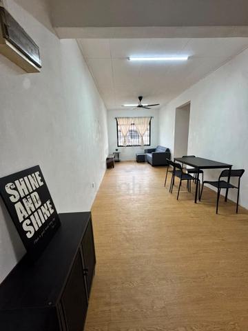 Apartment Sri Pulai Perdana 9/8 1