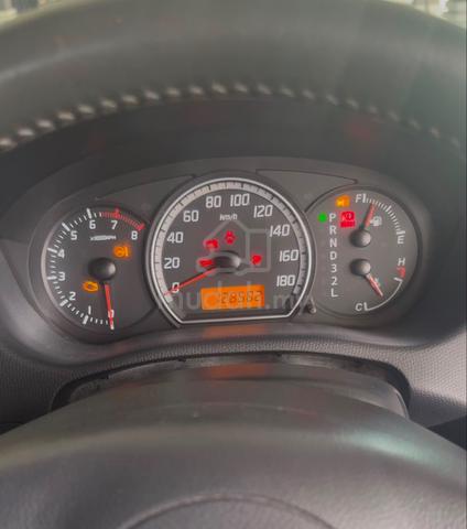 2011 Suzuki SWIFT 1.5 PREMIER (A) - 5