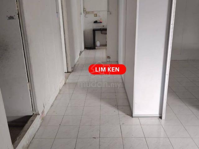 Batu Maung 6,400sqft. Factory Warehouse - For Rent 1