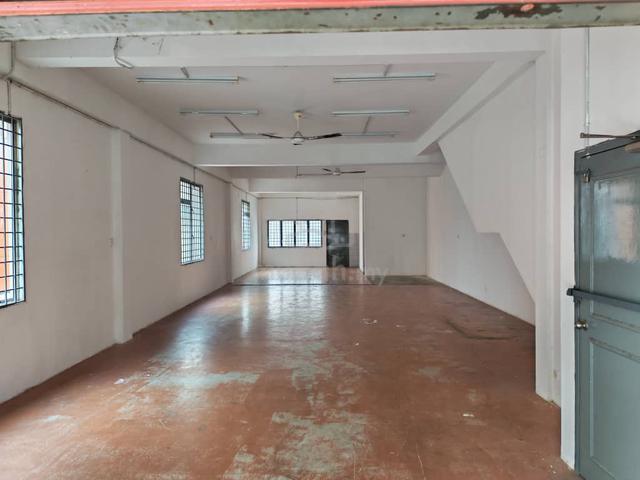 Ground Floor Shop Jalan Kasuarina Bandar Botanic Klang for Rent 1