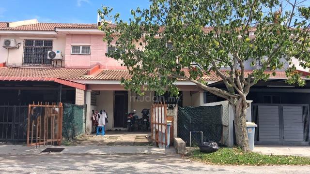 [WELL MAINTAIN] 2 Storey House, SP4 @  Bandar Saujana Putra 1
