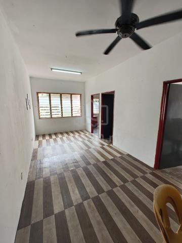 Sri Dahlia Apartment 1