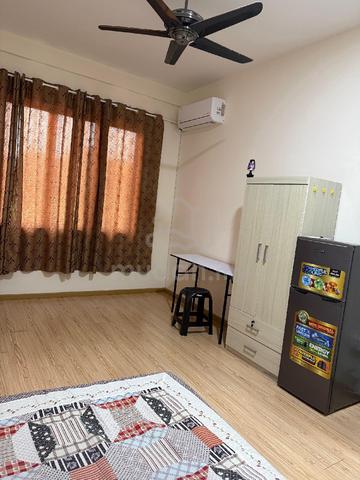 Bilik Sewa Premium-Aircond 1