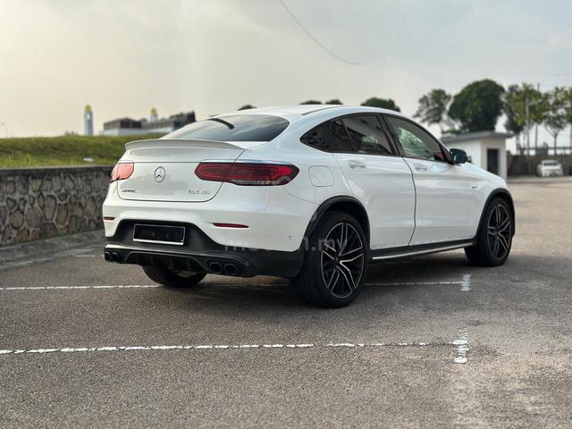 2020 Mercedes Benz GLC43 AMG COUPE LOW MILEAGE! - 2