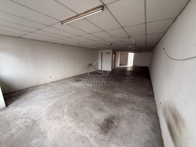 Oakland Unit Shop Office for Sale 1