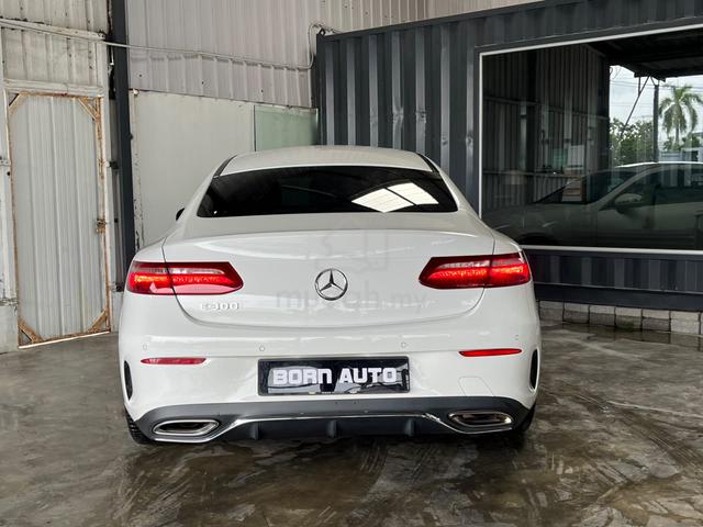 Mercedes Benz E300 COUPE AMG LINE BSM - 4