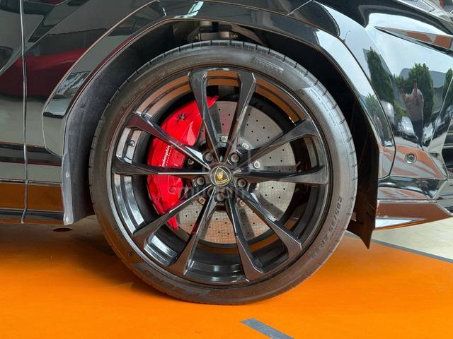 2020 Lamborghini Urus ADAS,B&O,P/ROOF,VACUUM DOOR - 3