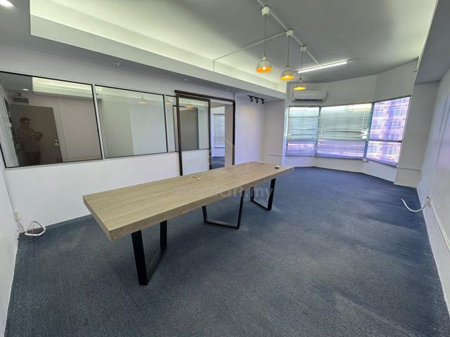 Gurney Tower High Floor Sea View Office Lot Renovated 1