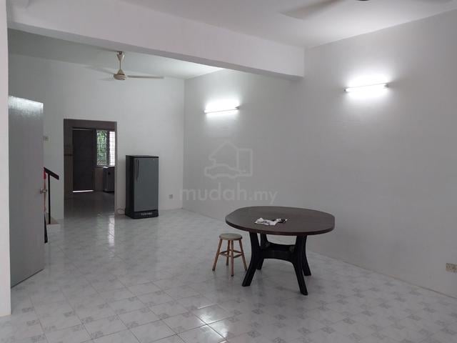 Double storey house for rent 1