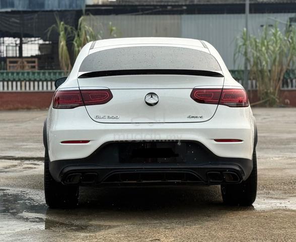 2020 Mercedes Benz GLC300 Coupe Full Service At CC - 5