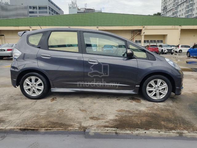 2014 Honda JAZZ 1.3 HYBRID FACELIFT FULLOAN - 3
