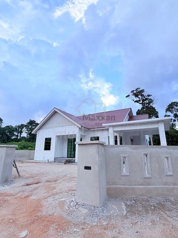 Banglo full pagar konkrit 1