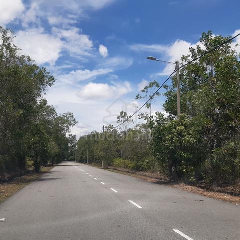 Bungalow Land (2 Lots) at Bandar Tasik Senangin @ Mahkota Hill, Mantin 1