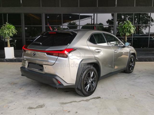 Ori 2022 Lexus UX200 2.0 URBAN (A) - 4