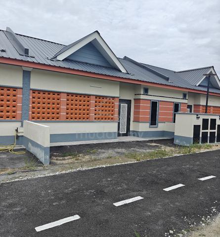 Rumah Landed 3 bilik 1 bilik air Beranang 1
