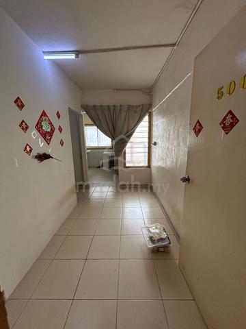 Jalan Tenggiri 1