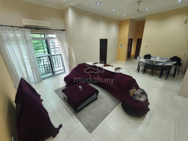 Villa Park 1