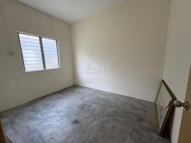 Taman Puncak jalil (Landed  Corner House ) for RENT!! (PUJ ) 5