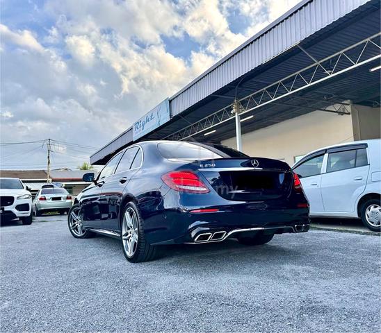 Mercedes Benz E250 2.0 AMG LINE (CBU) (A) - 3