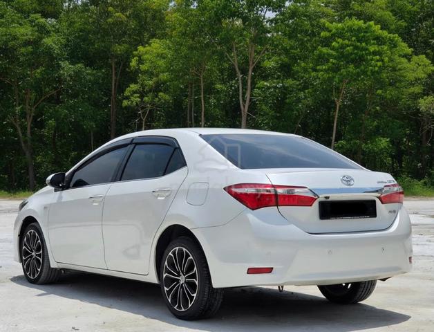 2015 Toyota COROLLA ALTIS 2.0 V (A) - 5