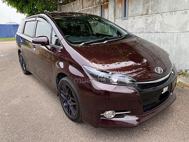 2012 Toyota WISH 1.8 S ZGE20G FACELIFT (A) - 2