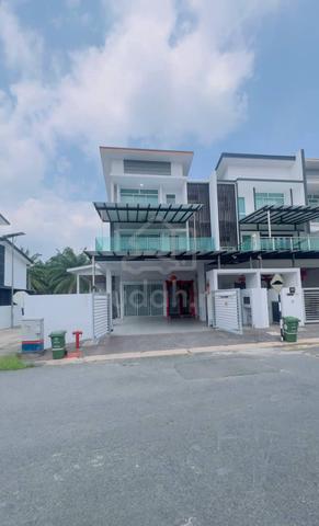 (GATED GUARDED IN TOWN) Taman Seri Merbau Bera 1