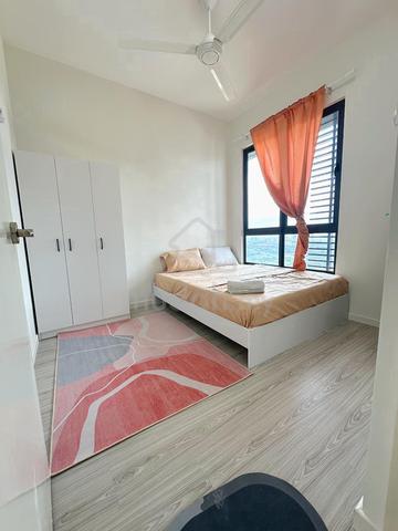 AFFORDABLE MALE ROOM New CONDO 100m to MRT Putrajaya Line 2