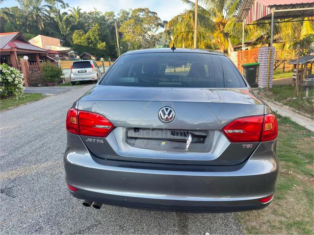 2015 Volkswagen JETTA 1.4 TSI (CKD) (A) - 4