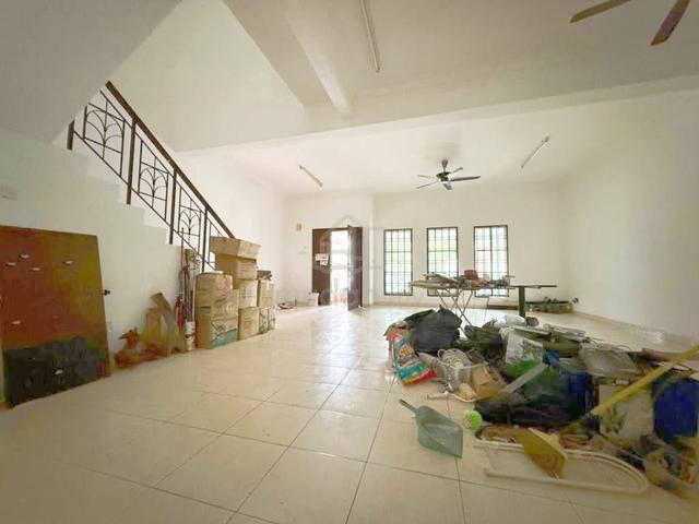 Pelangi Indah Double Storey Terrace House 4bed Ulu Tiram Johor 1