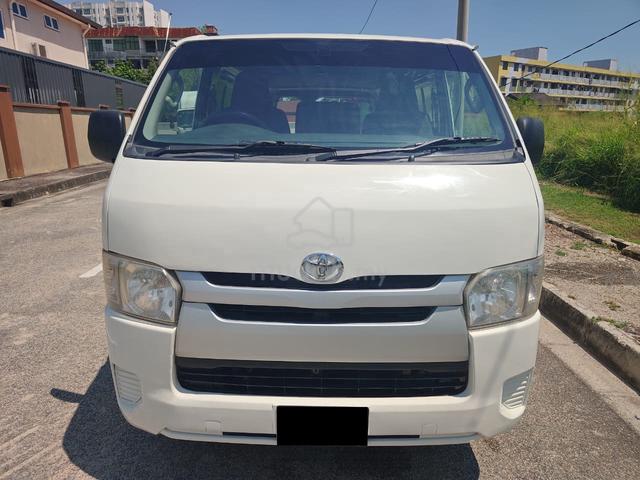 2015 Toyota Hiace Panel Van 2.5 (D) - 2