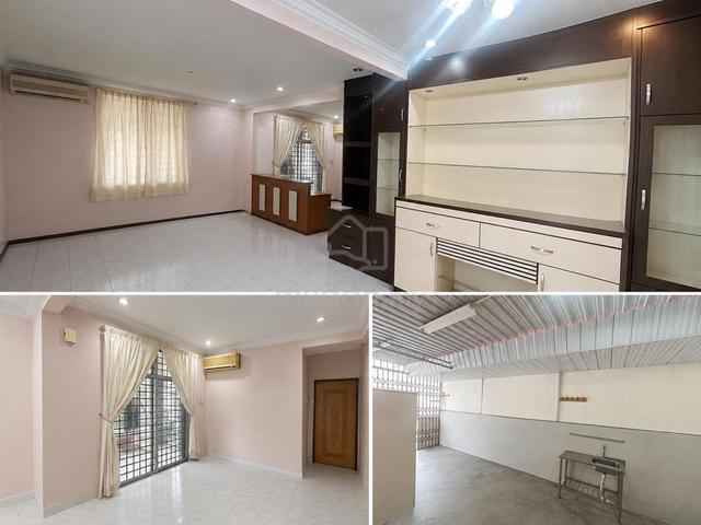 (Corner) Taman Batik 2 Storey semi-d house EXTEND BELOW MARKET PRICE 1