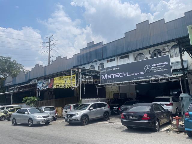 Cheras Desa Tun Razak 1.5 Storey Link Factory, Cheras Kuala Lumpur 1