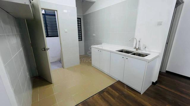 Residensi Anggerik Wira 1