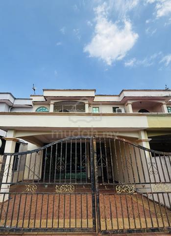 Double Storey House - Taman Yayasan. Segamat 1
