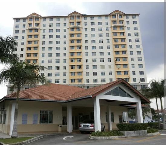 Indah Court Apartment (Bukit Indah) 1
