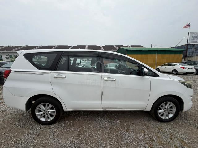 2018 Toyota INNOVA 2.0 E TGN140R (A) - 4