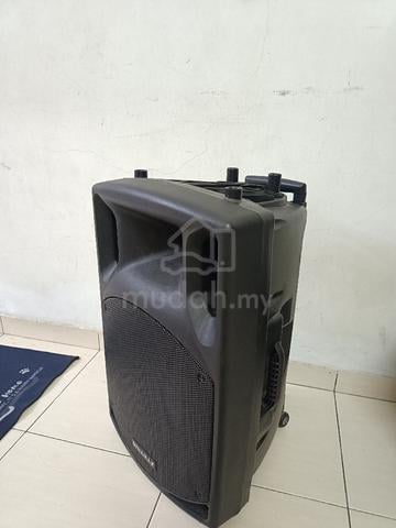 Carousel Image Selected