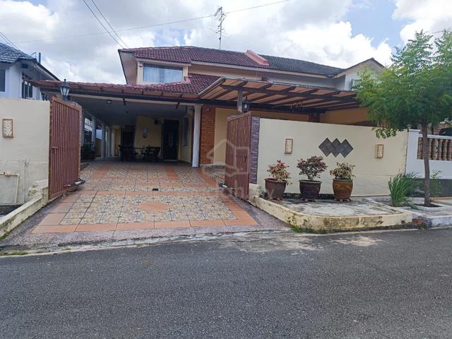 1.5 Storey Semi-Detached House @ Taman Perling Near Sutera Mall 1