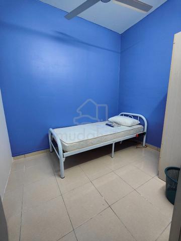Bilik Single (Perempuan Muslimah) Petaling Jaya Fully Furnished+WIFI 1